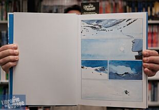 Editions Futuropolis - Bande  dessinée - À la frontière du vivant