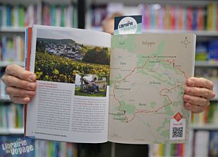 Editions Vagnon - Guide - Collection Vagnon aventure - Micro-aventure à moto, 10 road trips sur les petites routes oubliées