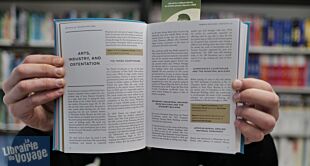 Hardie Grant publishing - Guide en anglais - Walking New York (Manhattan history on foot)