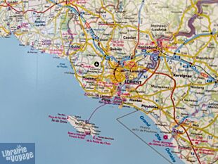 IGN - Carte murale plastifiée de Bretagne (ref.R06)