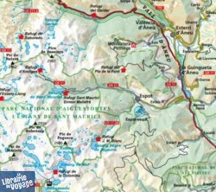 Carte de randonnées au 1/25.000ème (1cm = 250 mètres) accompagnée d'un petit livret suggérant des randonnées (en catalan, anglais et espagnol)