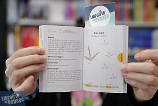 Editions First - Guide - Le petit guide des empreintes animales - 70 traces et indices à observer