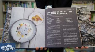 Editions Hachette - Beau livre - La cuisine de la Bretagne - Food trip iodé en 100 recettes (Catherine Roig)