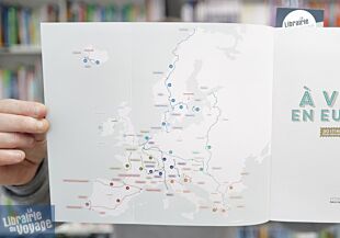 Editions Gallimard - Beau guide - Collection Voyage - À vélo en Europe, 30 itinéraires pour pédaler le nez au vent